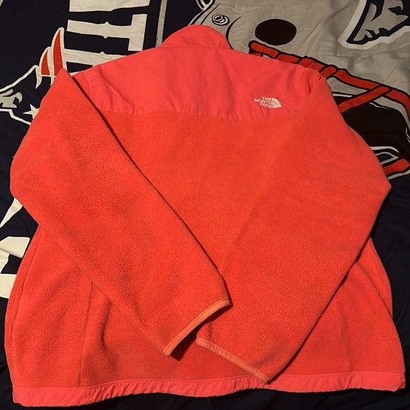 Women’s pink north face - Picture 4 of 4